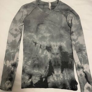 Lululemon Swiftly Tech Long-Sleeve Shirt 2.0 Hip Length